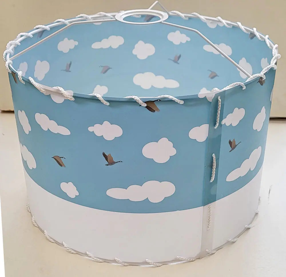Suspension chambre bebe nuage et oiseaux migrateurs - Fabrication française