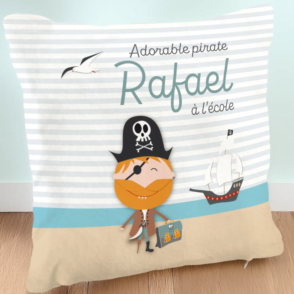 Coussin pour la maternelle et son pirate à la barbe rousse