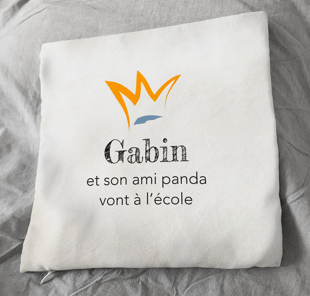 Dos personnalisé prénom du coussin panda allant à l'école