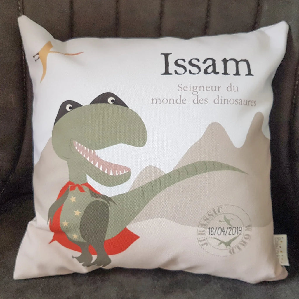 Coussin prénom dinosaure en super-héros