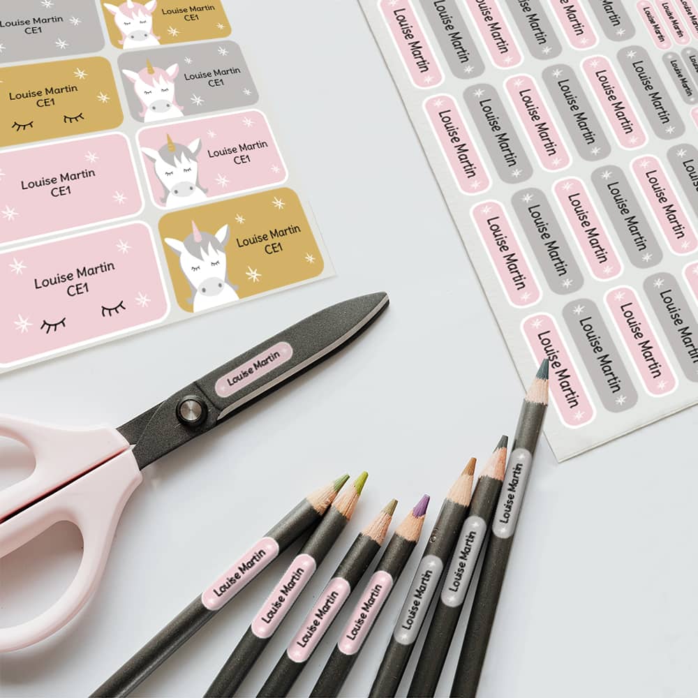 Etiquettes personnalisées au prénom décors licorne pour les fourtnitures scolaires