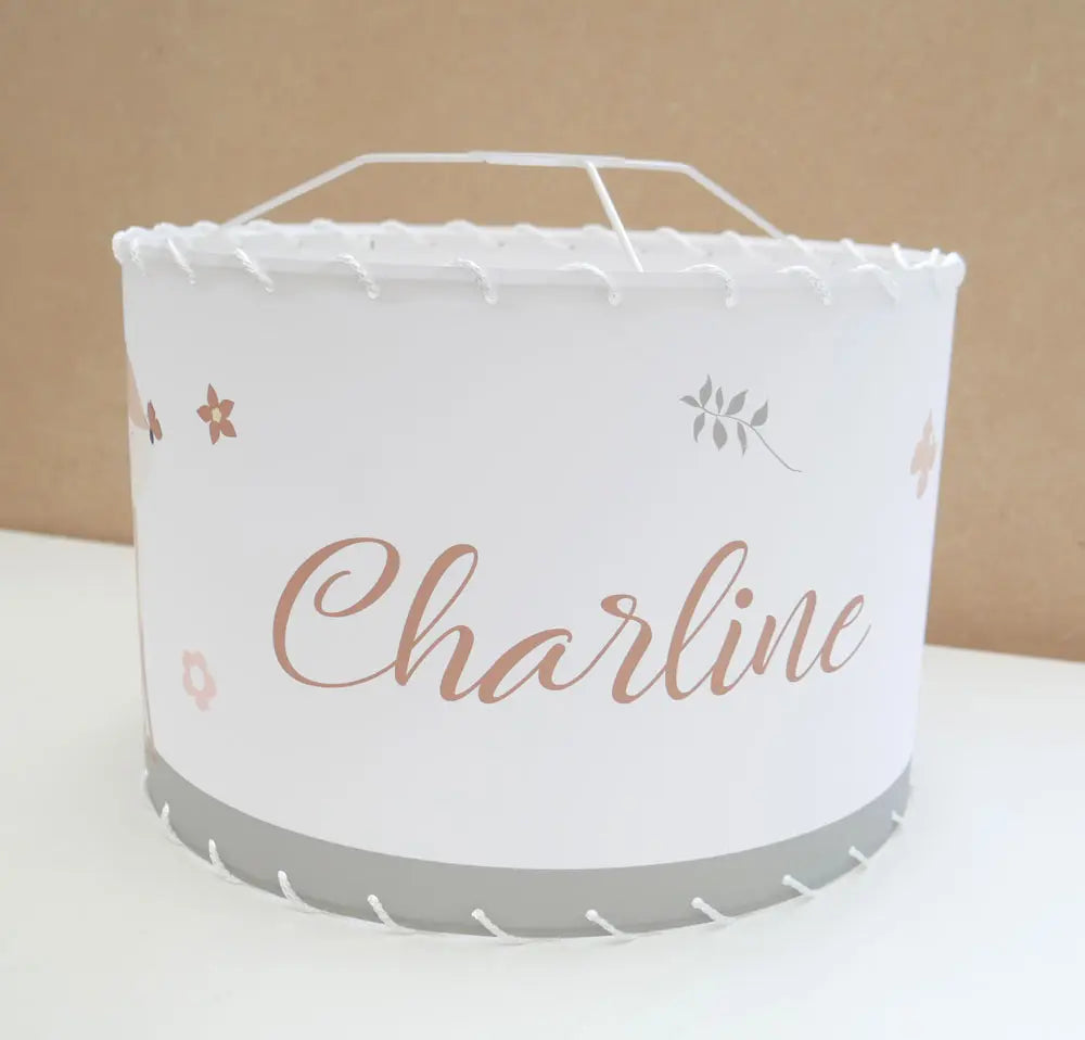 Suspension chambre bébé fille personnalisée thème bice