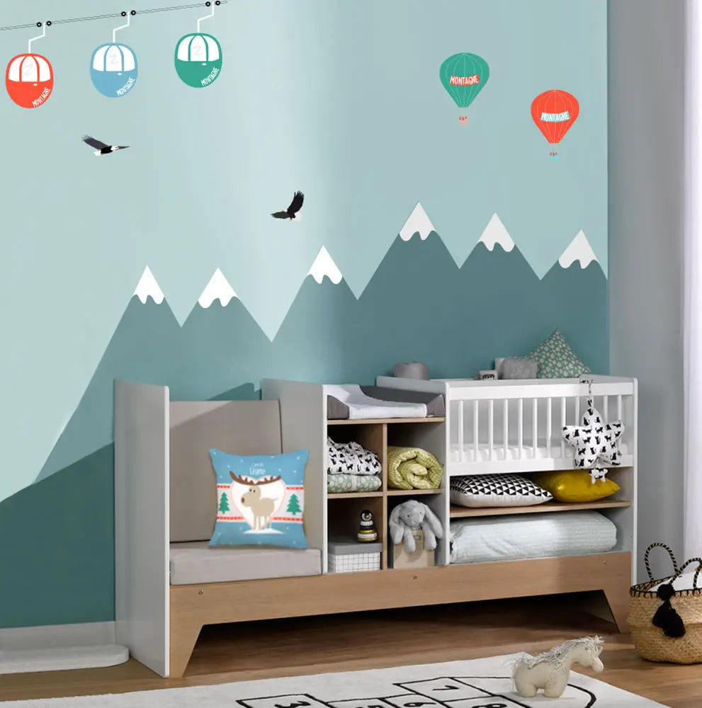 Sticker montagne enfant avec télécabines et montgolfières