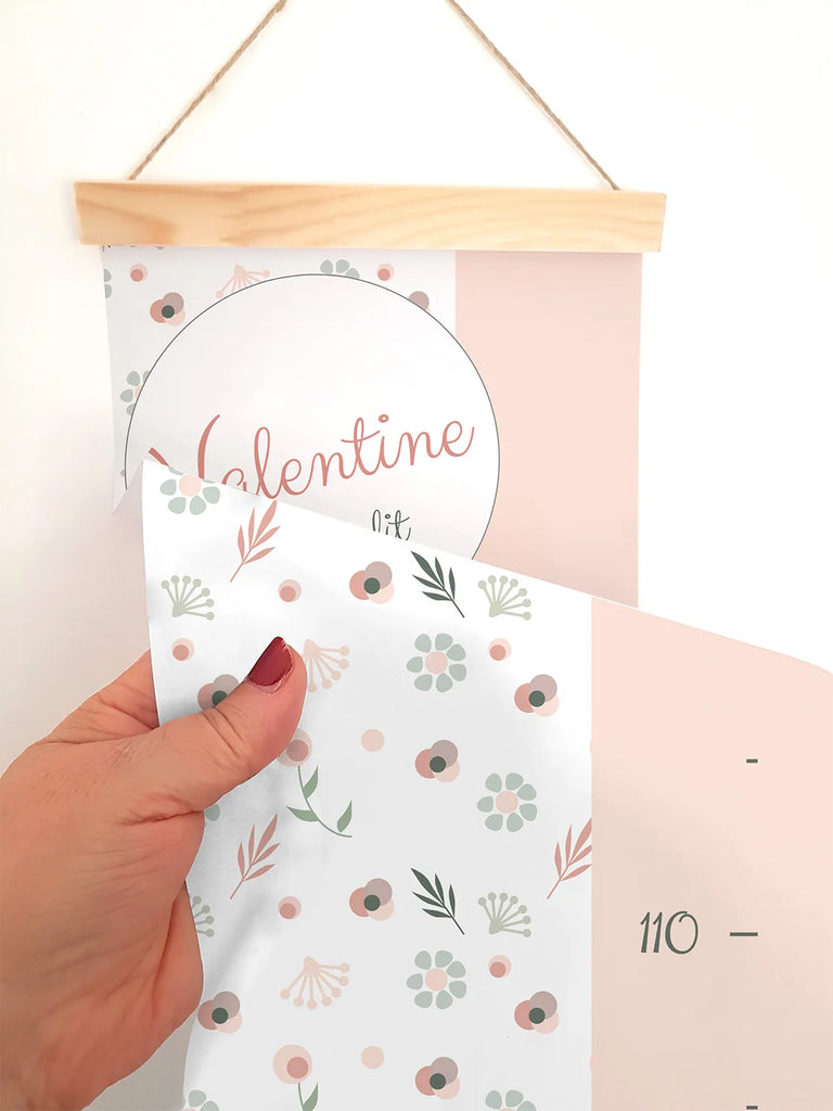 Toise personnalisée et motif bohème en tissu souple et baguettes bois