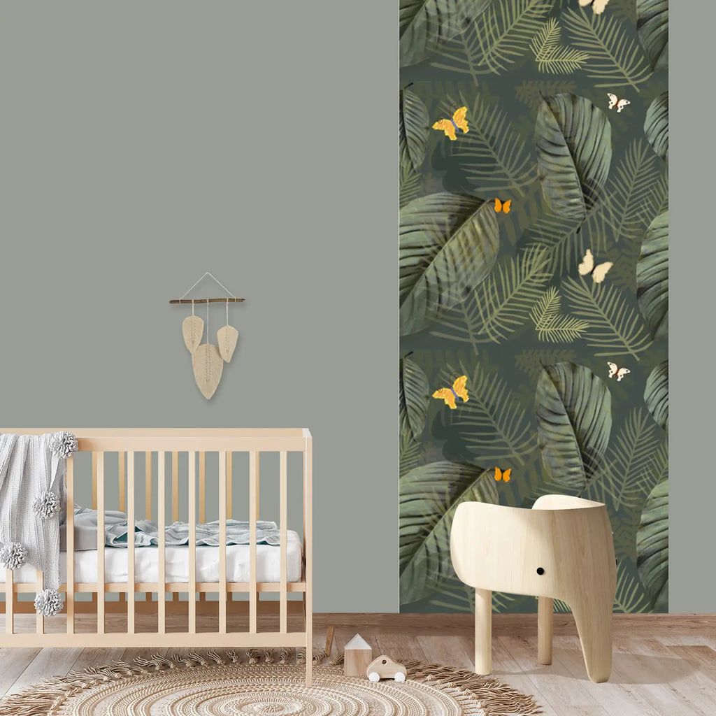 papier peint jungle posé dans une chambre enfant
