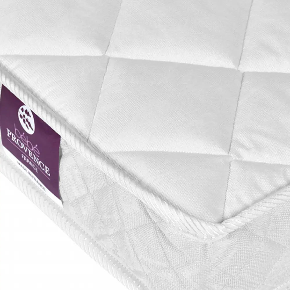 Zoom matelas en mousse polyester haute densité de qualité française