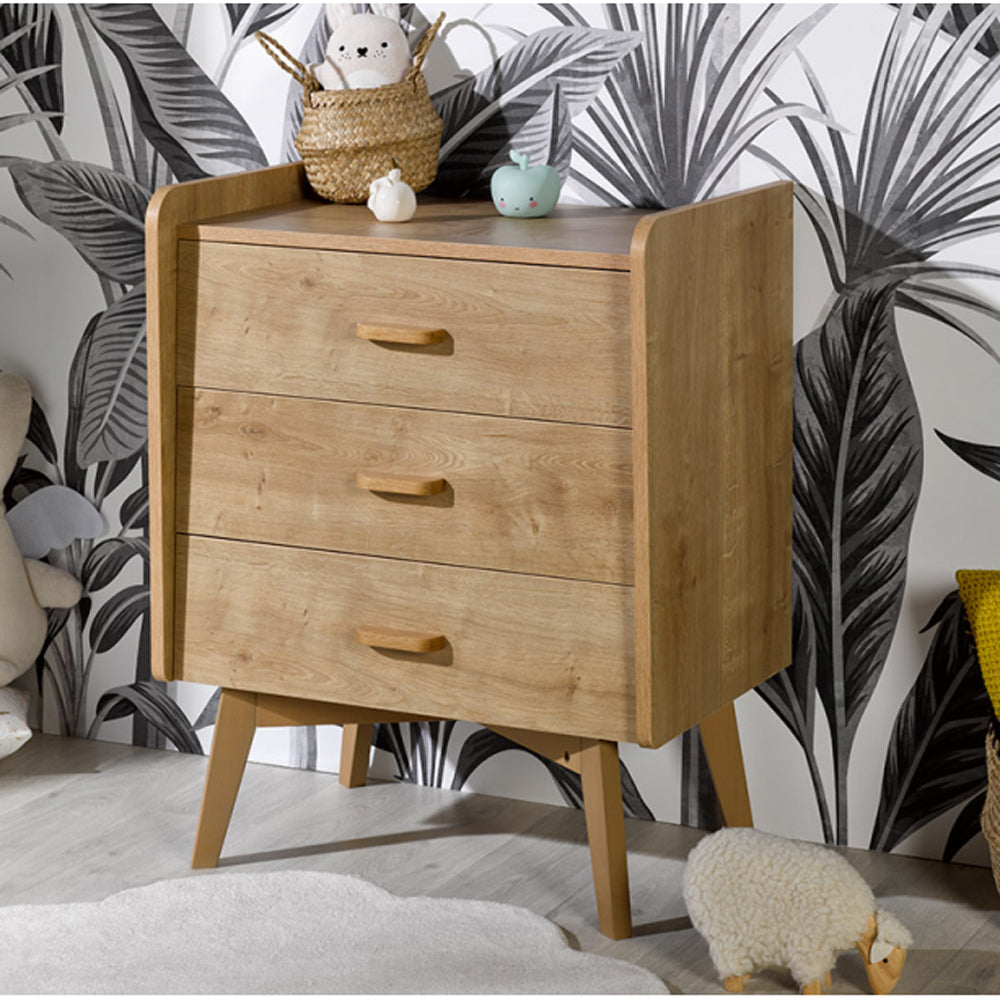 Petite commode vintage avec 3 tiroirs