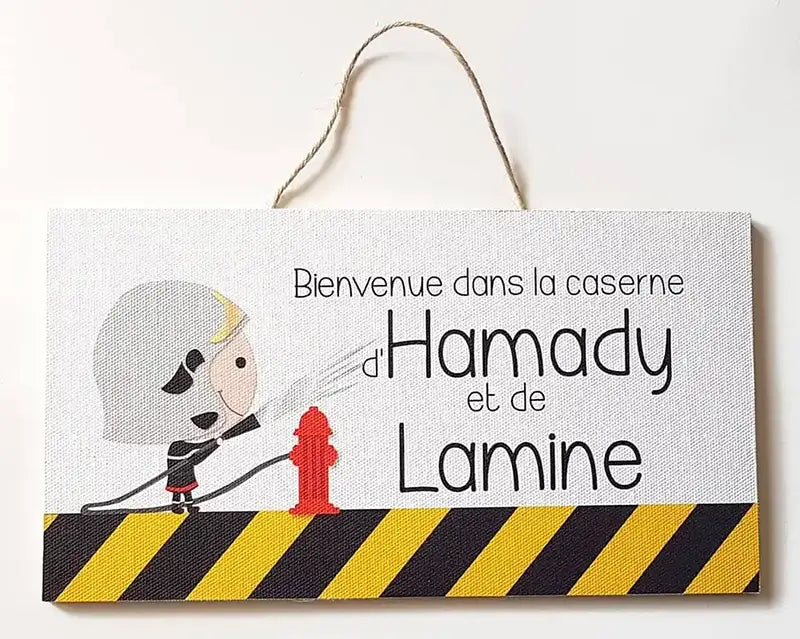 Plaque prénom bienvenue dans la caserne de pompiers