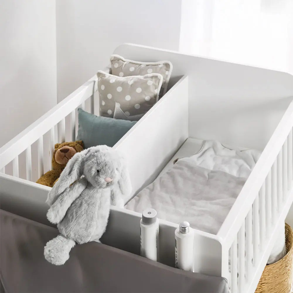 Zoom sur le li berceau et ses rangements