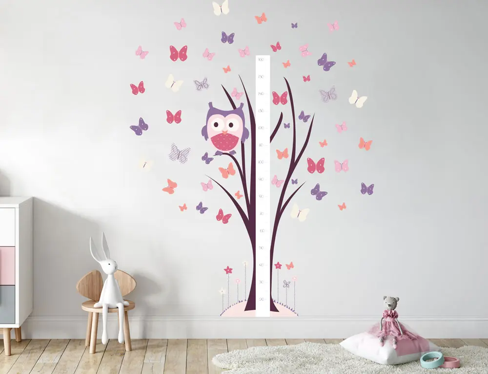 Toise sticker arbre et papillons avec jolie chouette