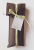 Toise en tissu avec chouette, fleurs et papillons Paquet cadeau : Sac intissé couleur chocolat